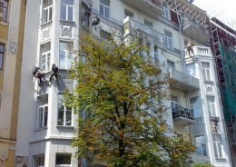 Высотные работы. Покраска фасадов и выбор материалов.