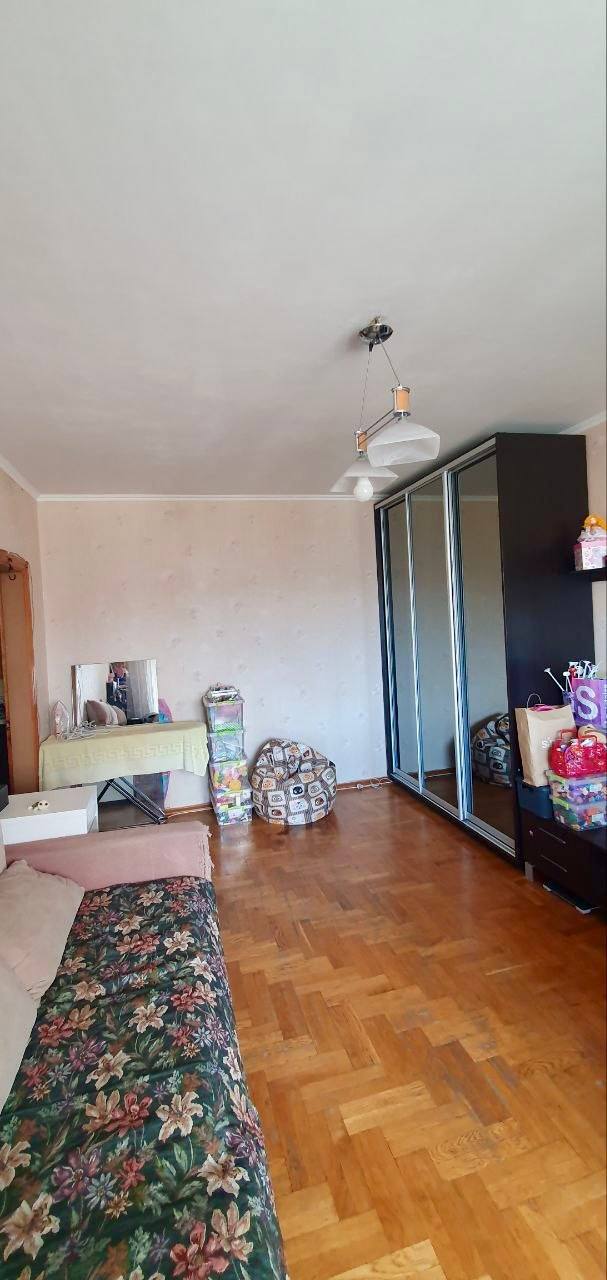Продаж 2 кімн вул. Оноре де Бальзака,79. Троєщина