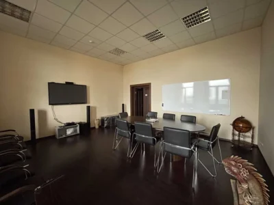 продаж об’єкт сфери послуг Броварський, Требухів, 298000 $