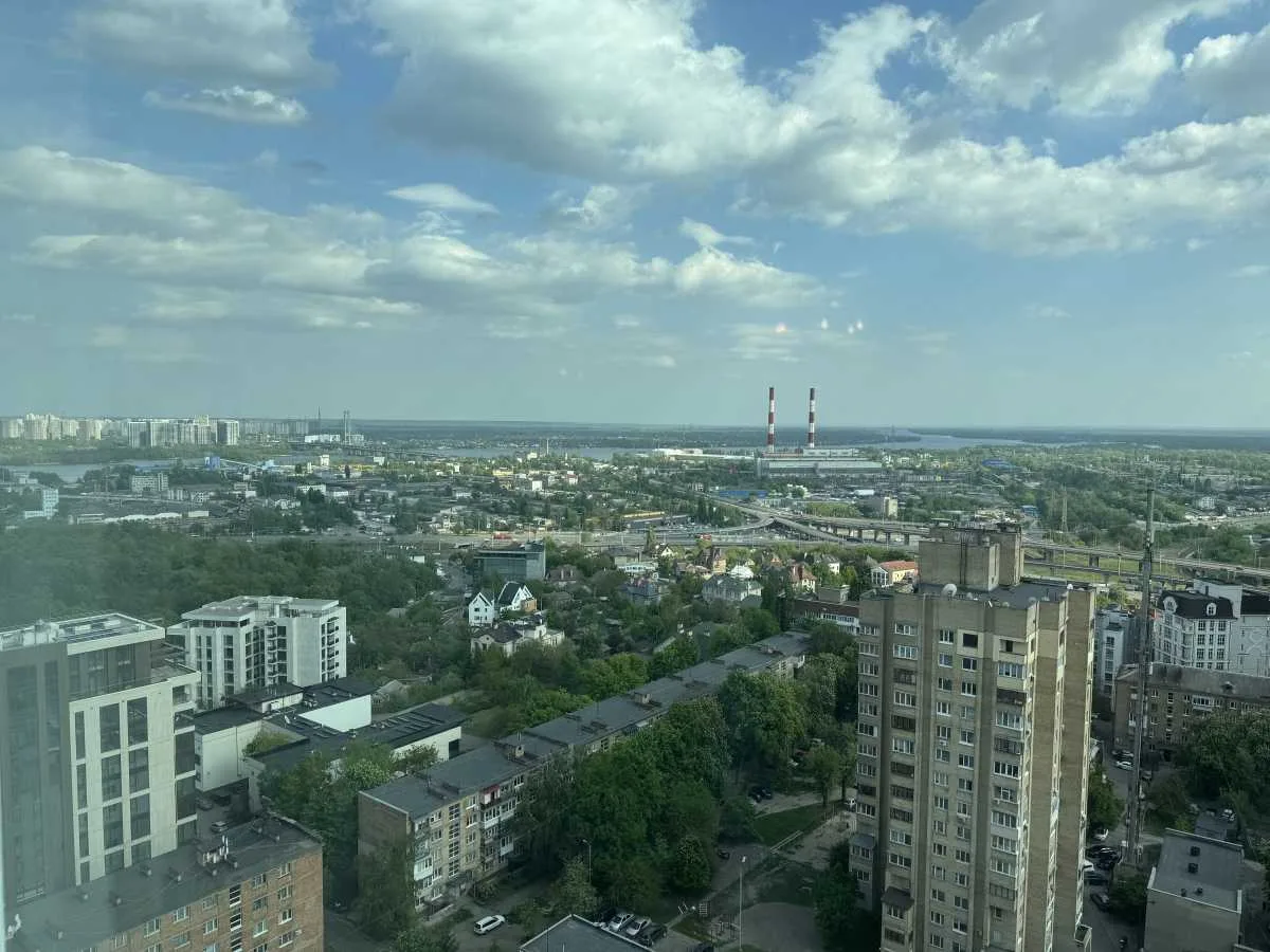 довгострокова оренда 4-к квартира Київ, Печерський, 2200 $/міс.