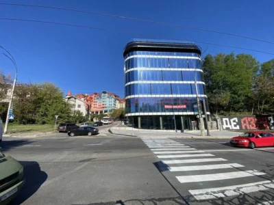довгострокова оренда приміщення вільного призначення, будівлі Київ, Солом`янський, 4200 $/міс.