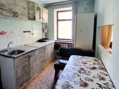 Продам 1 комн. самостоятельную квартиру на ул. Ак.Заболотного