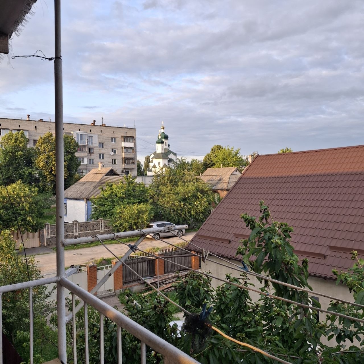 Продаж частини будинку