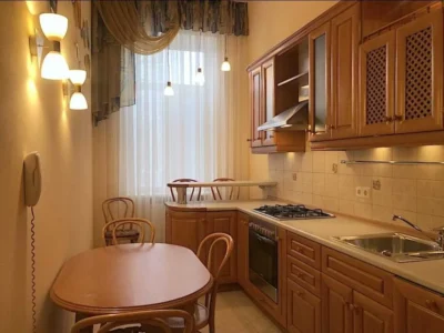 довгострокова оренда 2-к квартира Київ, Шевченківський, 32500 грн./міс.