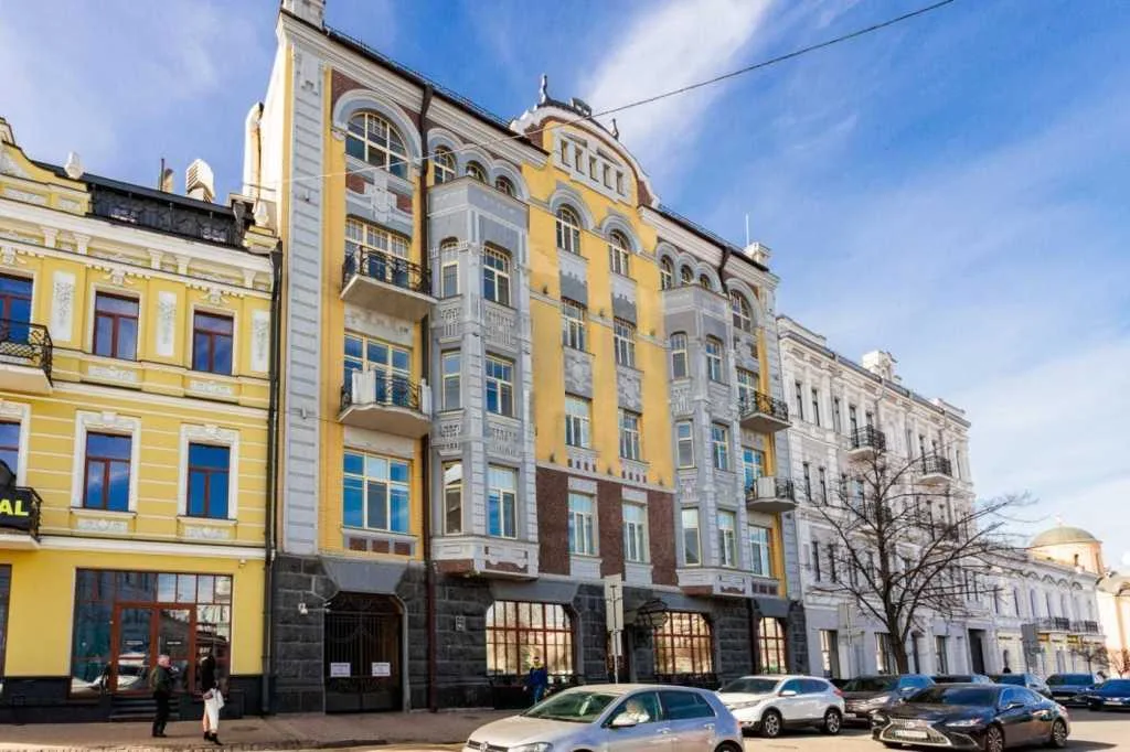 довгострокова оренда приміщення вільного призначення, будівлі Київ, Подільський, 44612 $/міс.