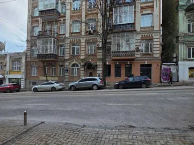 довгострокова оренда торгові площі Київ, Печерський, 2500 $/міс.