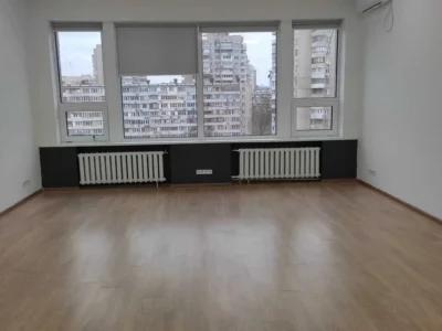довгострокова оренда офісне приміщення Київ, Дніпровський, 17500 грн./міс.