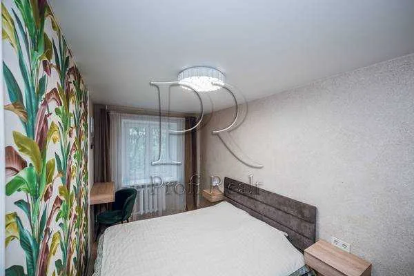продаж 3-к квартира Київ, Солом`янський, 75000 $