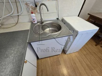 продаж 1-к квартира Київ, Солом`янський, 48000 $