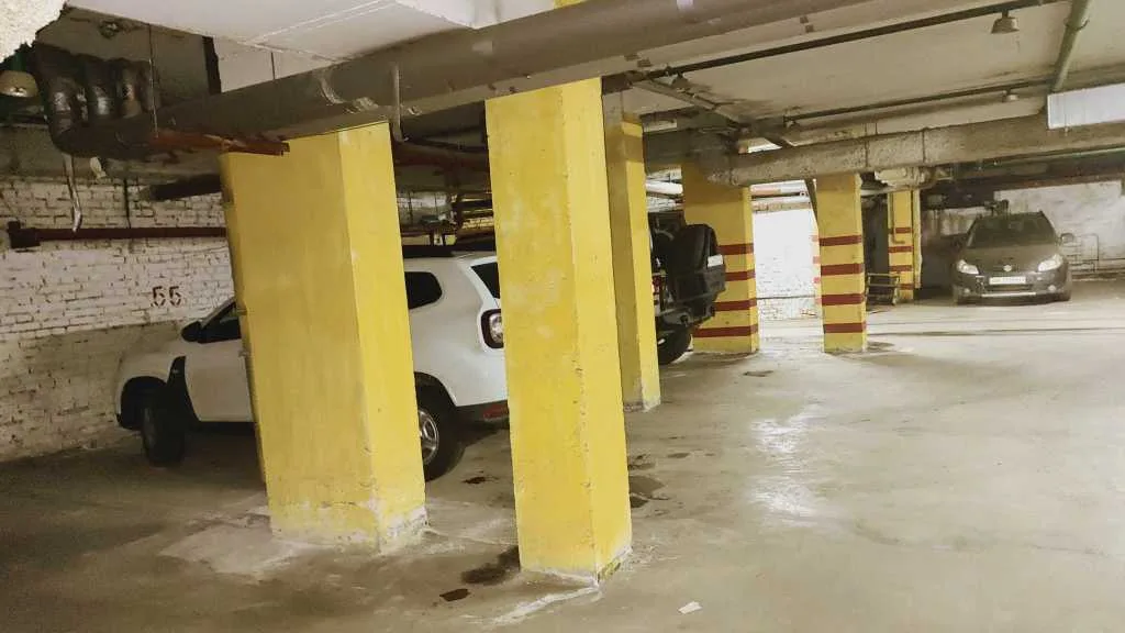 продаж підземний паркінг Київ, Деснянський, 16000 $