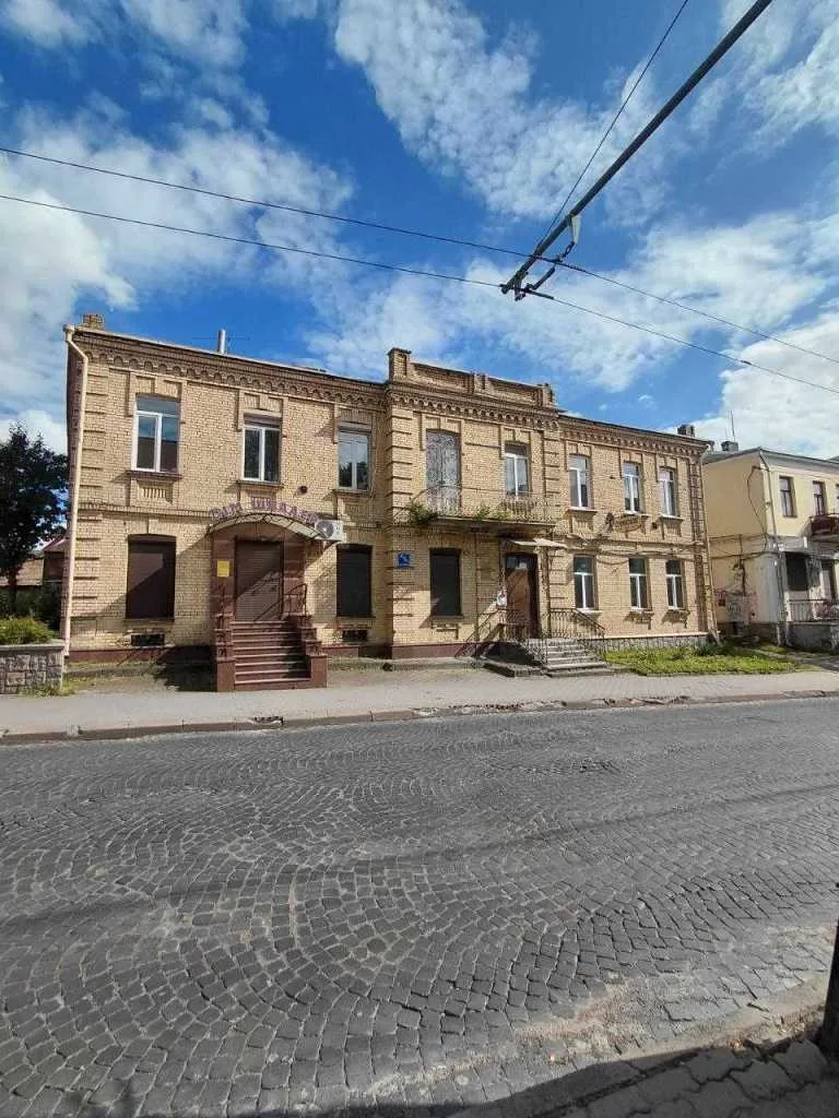 продаж 2-к квартира Луцьк, 42000 євро