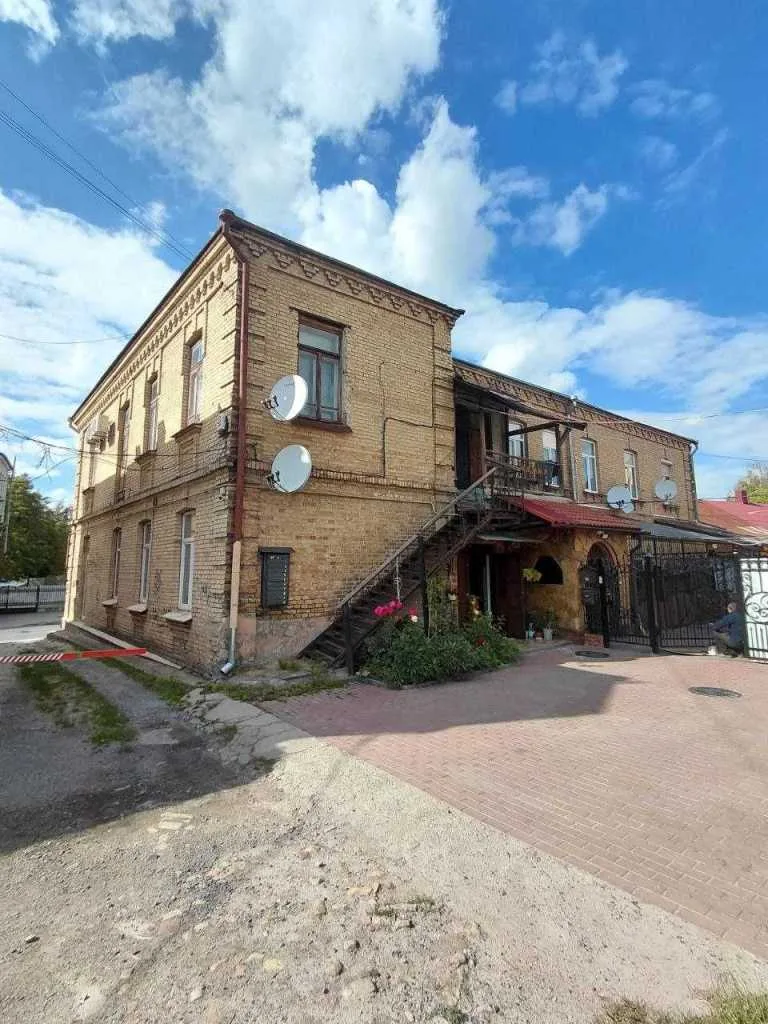 продаж 2-к квартира Луцьк, 42000 євро