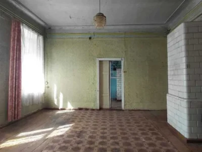 продаж 2-к квартира Луцьк, 42000 євро
