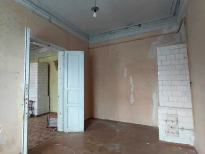 продаж 2-к квартира Луцьк, 42000 євро