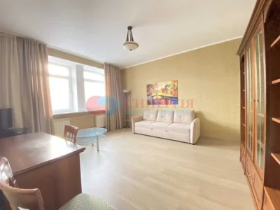довгострокова оренда 4-к квартира Київ, Печерський, 1400 $/міс.