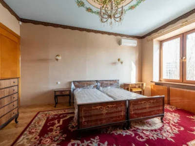 довгострокова оренда 3-к квартира Київ, Печерський, 900 $/міс.