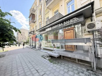 довгострокова оренда торгові площі Київ, Печерський, 109000 грн./міс.