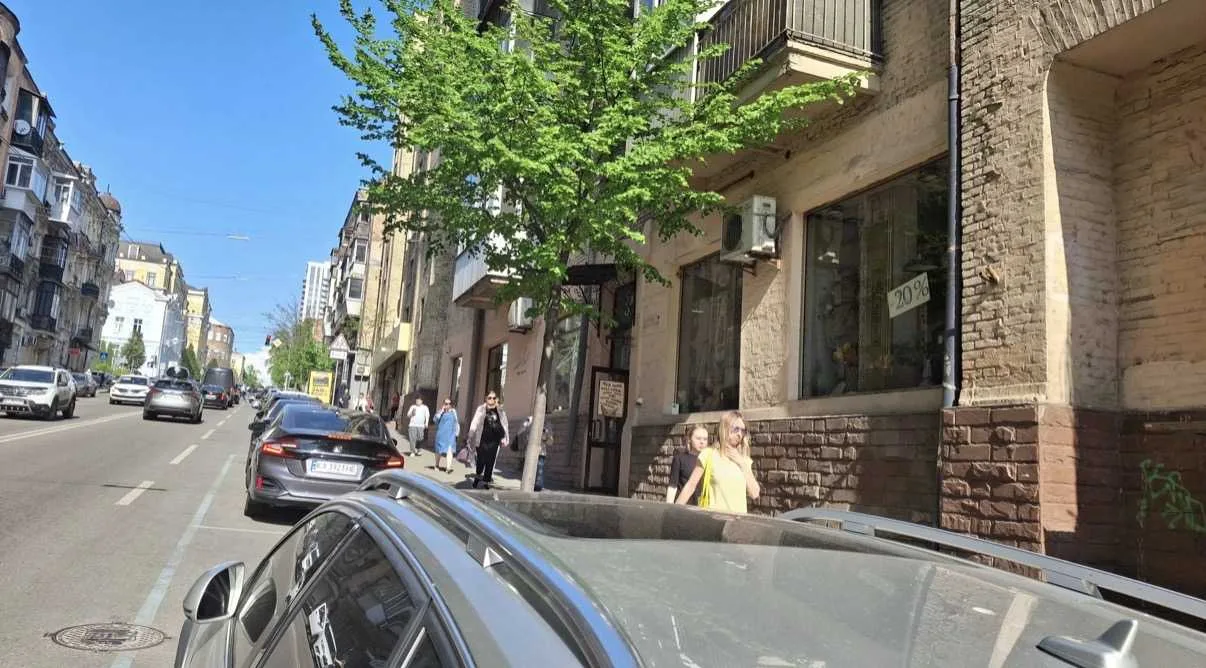 довгострокова оренда торгові площі Київ, Шевченківський, 3700 $/міс.
