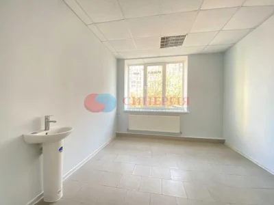 продаж торгові площі Київ, Оболонський, 295000 $