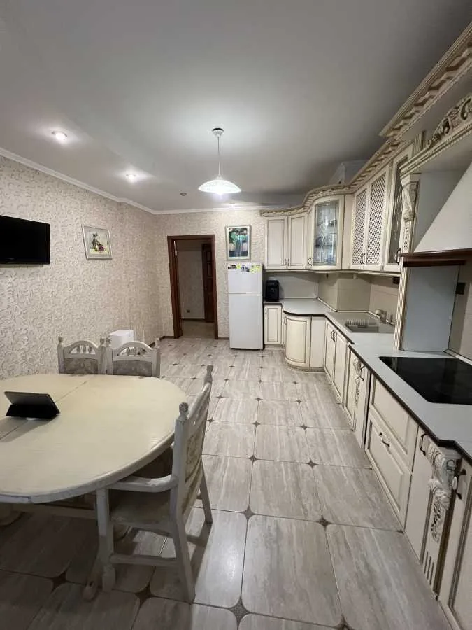 продаж 3-к квартира Київ, Голосіївський, 210000 $