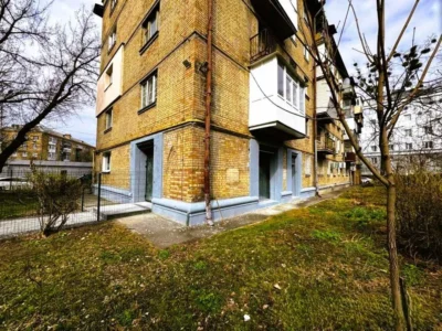 довгострокова оренда торгові площі Київ, Печерський, 60000 грн./міс.
