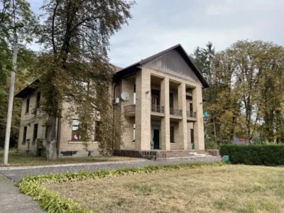 продаж об’єкт сфери послуг Броварський, Требухів, 298000 $