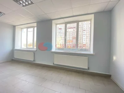 продаж торгові площі Київ, Оболонський, 295000 $
