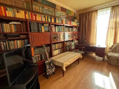 продаж 3-к квартира Дніпро, Центральний, 63000 $