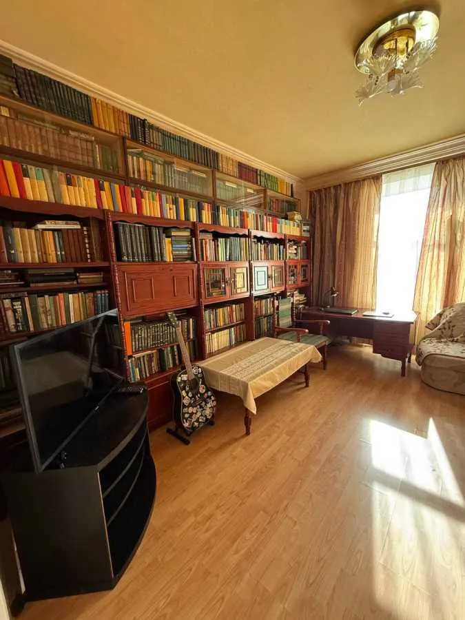 продаж 3-к квартира Дніпро, Центральний, 63000 $