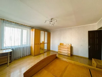 продаж 3-к квартира Київ, Дарницький, 89000 $
