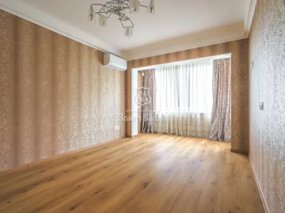 продаж 1-к квартира Київ, Дніпровський, 52000 $