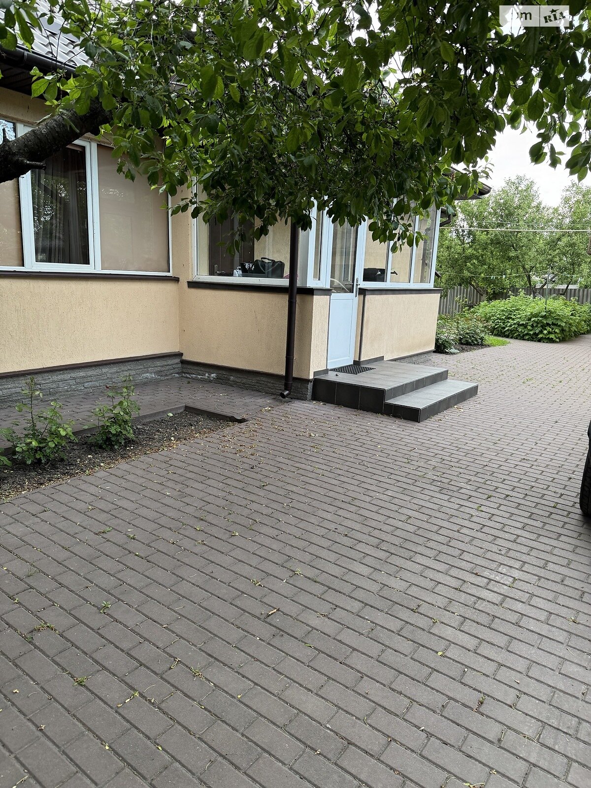 Приватний будинок у с. Григорівка, Броварського р-ну, Київської обл.