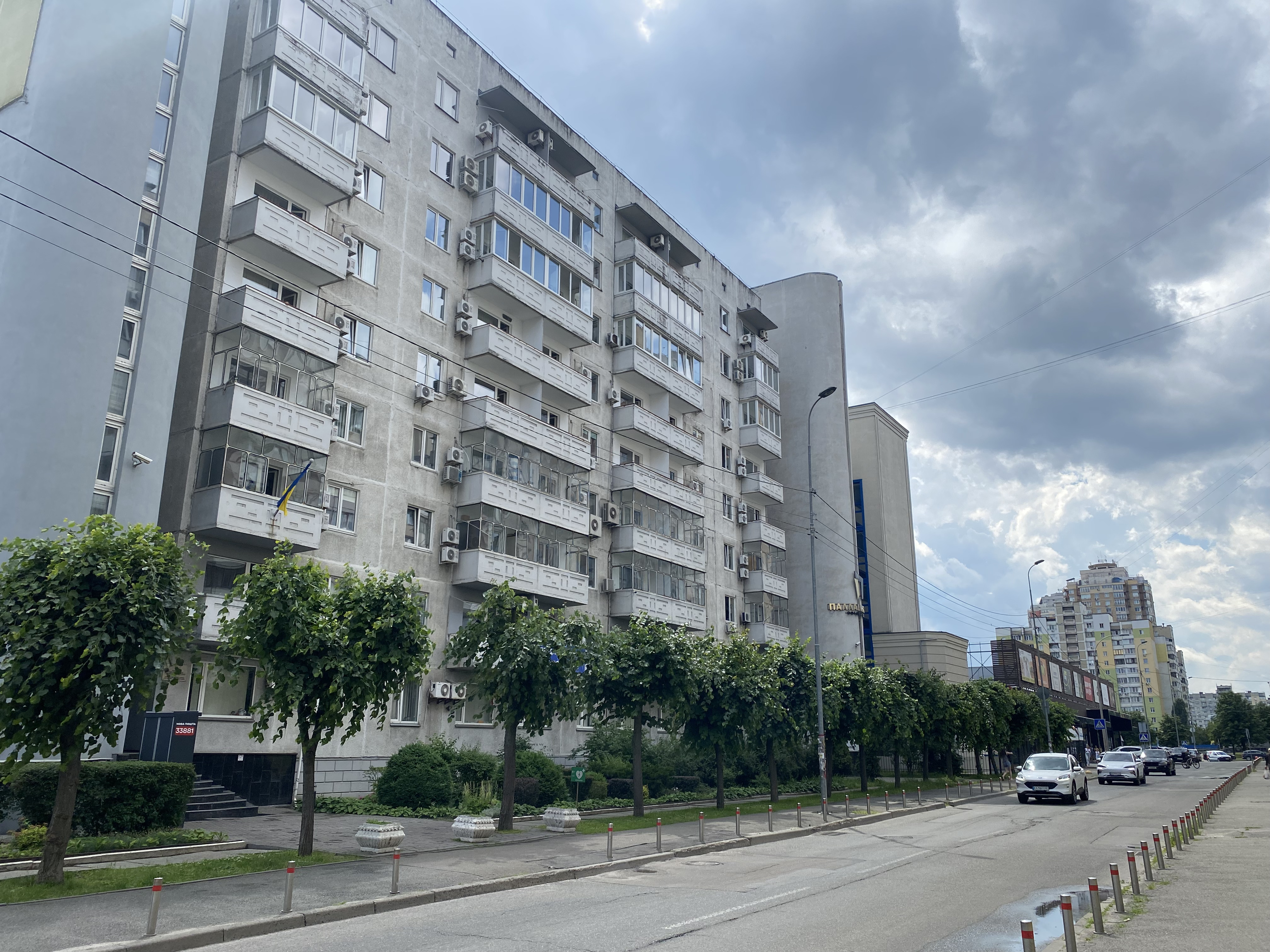 БЕЗ%, продам офіс 34м2, Василя Стуса 35/37, 7хв пішки метро Академмістечко або Житомирська