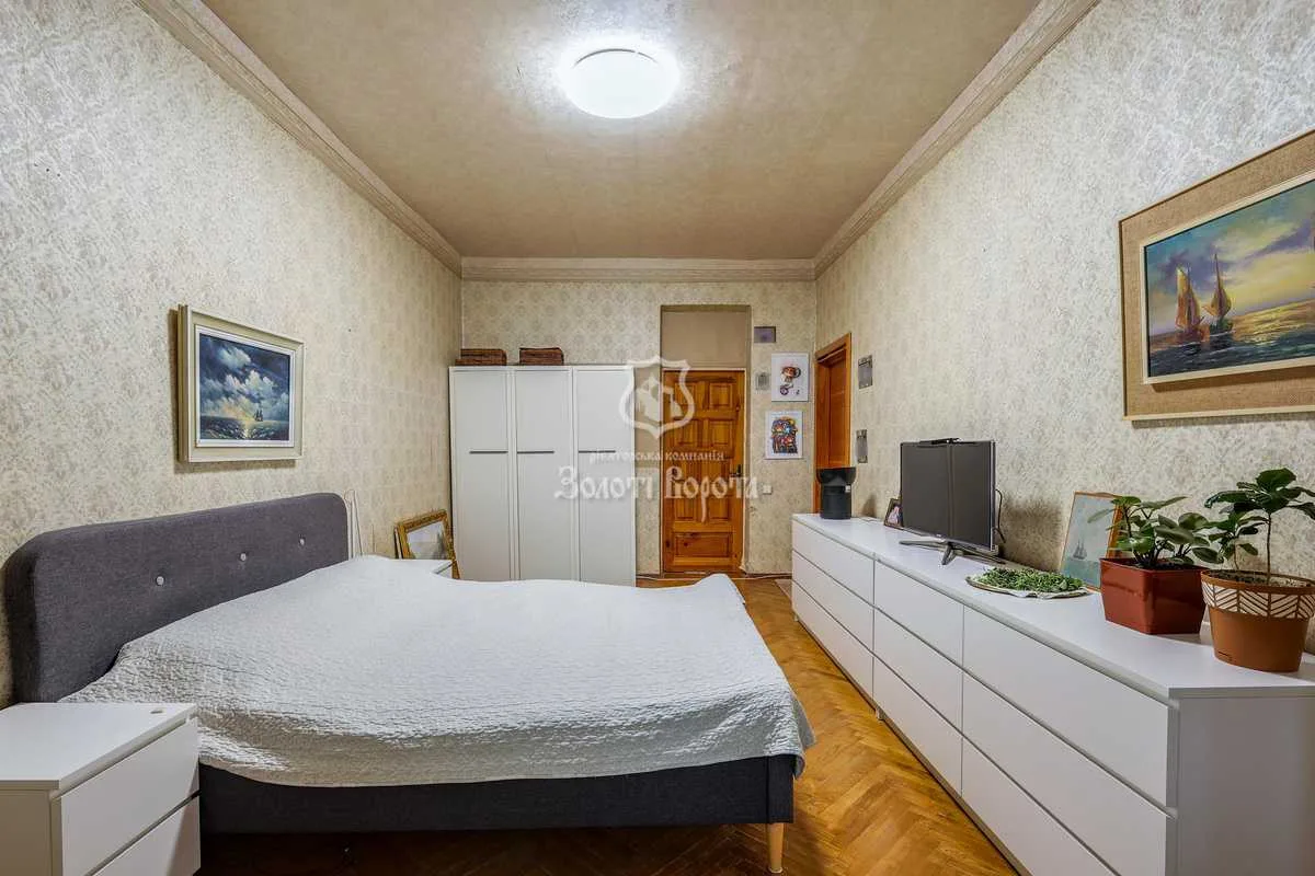 продаж 3-к квартира Київ, Солом`янський, 84000 $
