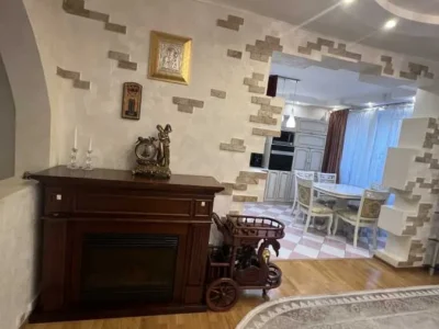 продаж 4-к квартира Київ, Солом`янський, 186000 $