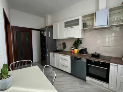 продаж 2-к квартира Білоцерківський, Біла Церква, 95000 $