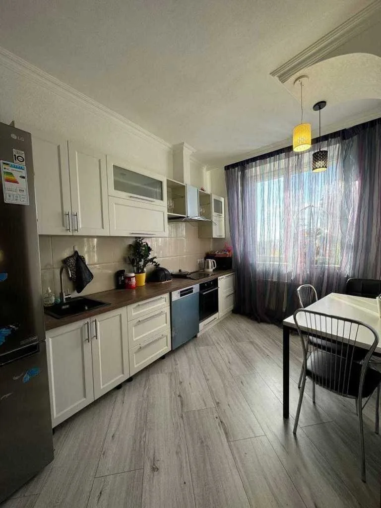 продаж 2-к квартира Білоцерківський, Біла Церква, 95000 $