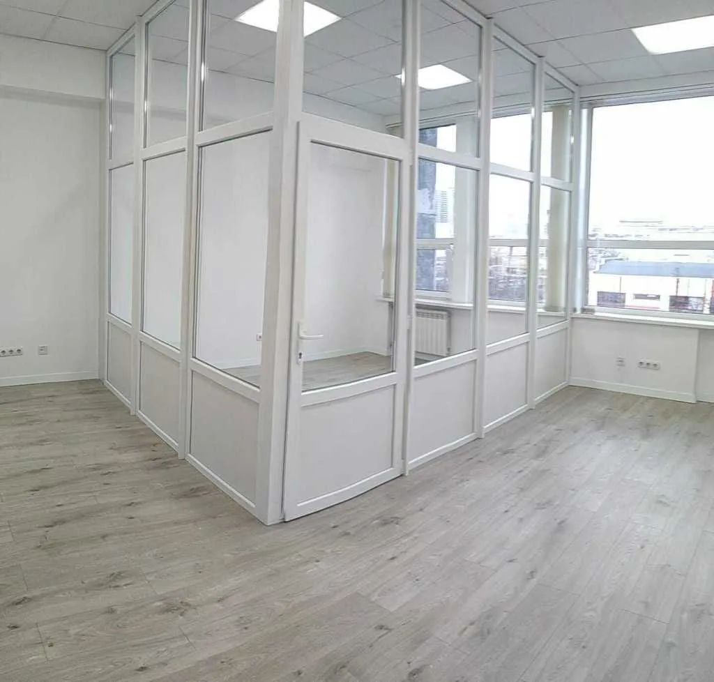 довгострокова оренда офісне приміщення Київ, Дніпровський, 12600 грн./міс.