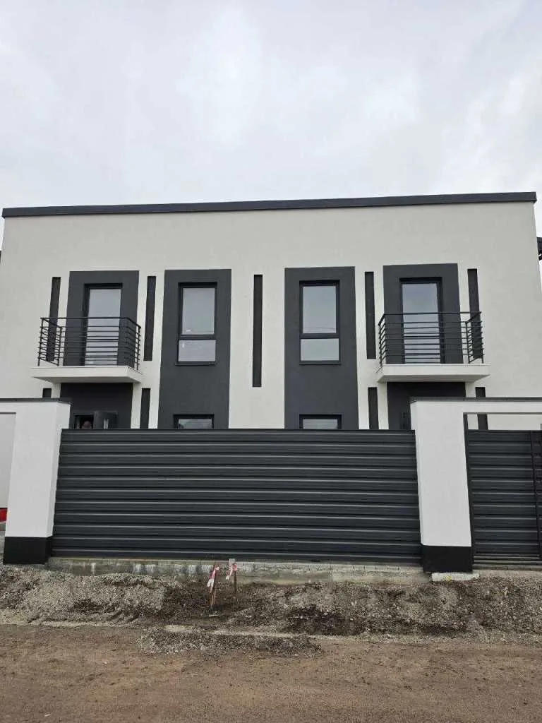 продаж 4-к таунхаус Білоцерківський, Біла Церква, 96000 $