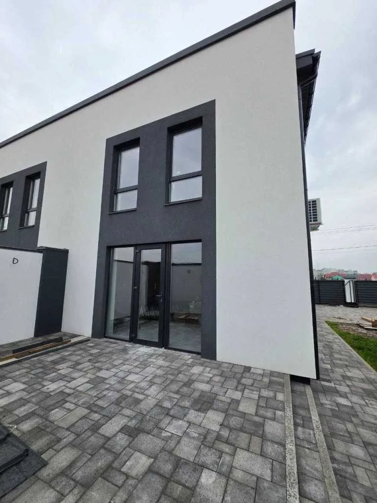 продаж 4-к таунхаус Білоцерківський, Біла Церква, 96000 $