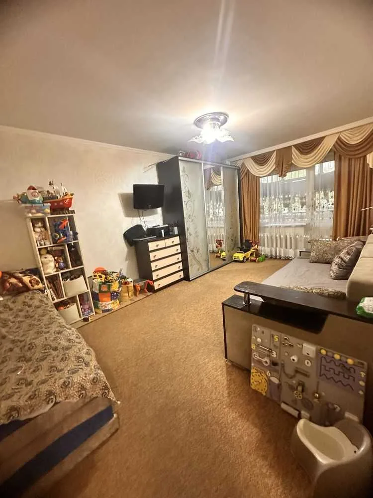 продаж 3-к квартира Бориспільський, Бориспіль, 65000 $