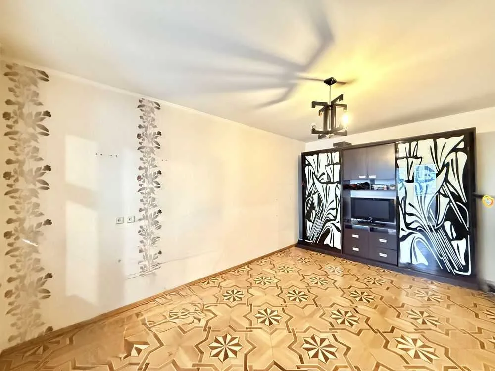 продаж 4-к квартира Київ, Деснянський, 66999 $