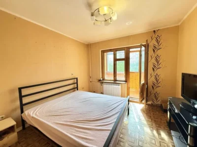 продаж 4-к квартира Київ, Деснянський, 66999 $