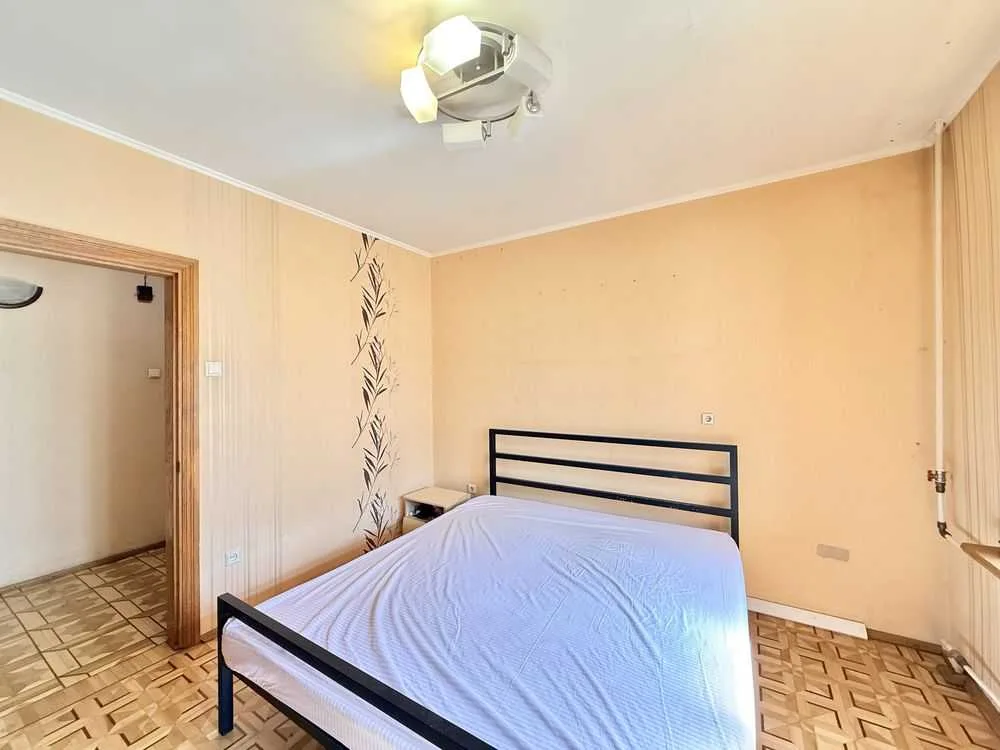продаж 4-к квартира Київ, Деснянський, 66999 $