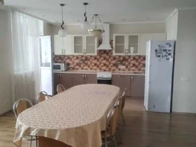 довгострокова оренда 3-к квартира Київ, Дарницький, 28000 грн./міс.
