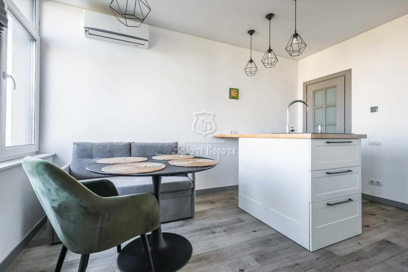 продаж 2-к квартира Київ, Солом`янський, 138000 $