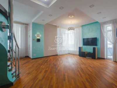 продаж 4-к квартира Київ, Святошинський, 150000 $