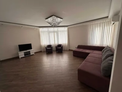 довгострокова оренда 2-к квартира Київ, Шевченківський, 700 $/міс.