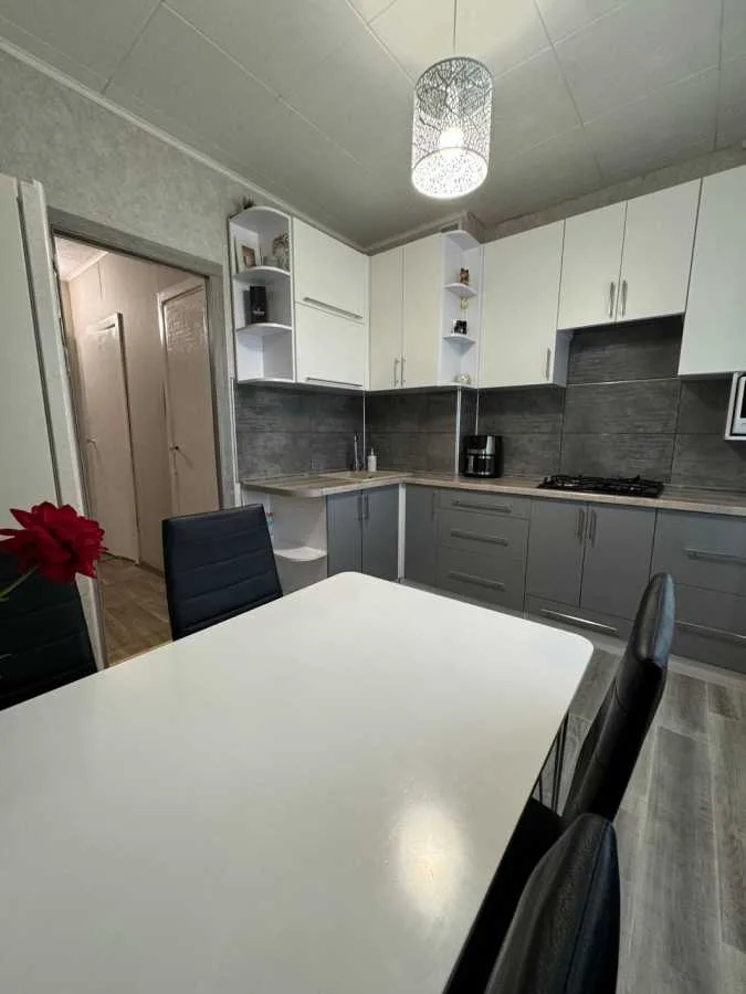 продаж 1-к квартира Білоцерківський, Біла Церква, 50900 $