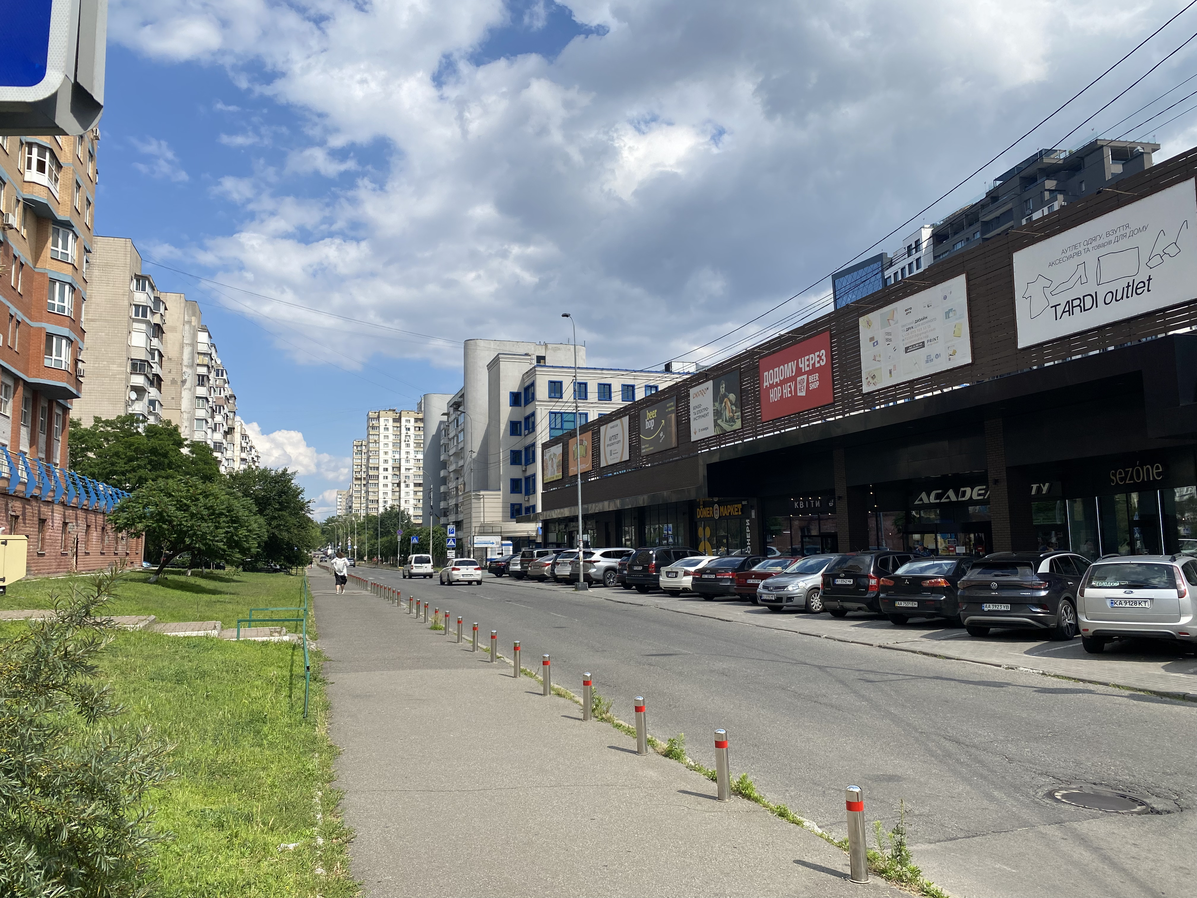 БЕЗ%, продам офіс 101.50м2, Василя Стуса 35/37, 7хв пішки метро Академмістечко або Житомирська